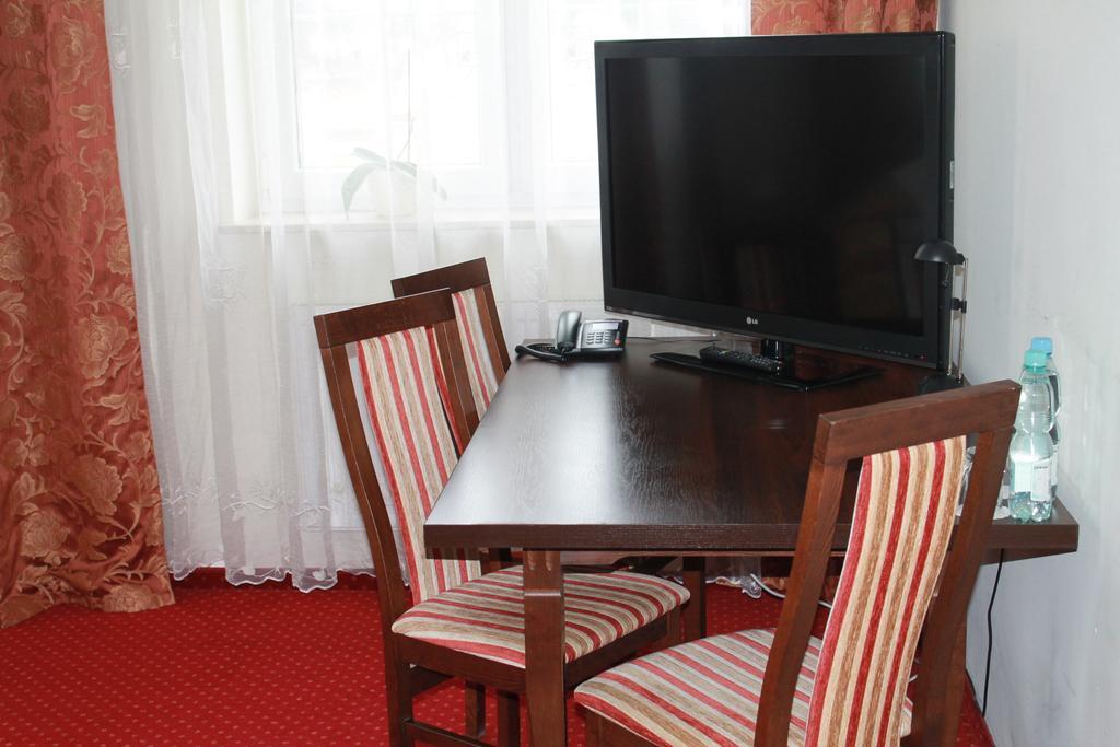 Świdnik Hotel Kaprys חדר תמונה